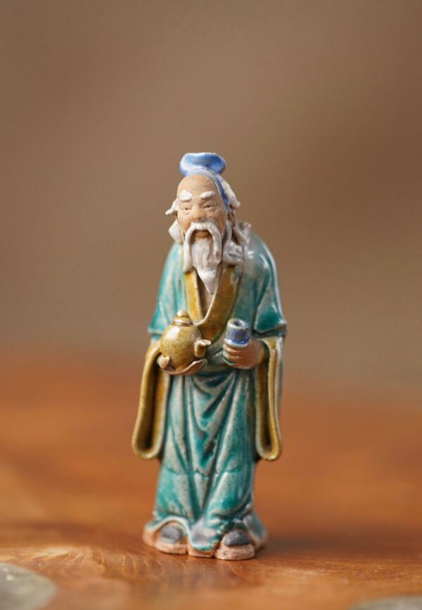 VINTAGE CHINESE MUDMAN FIGURINE